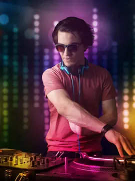 DJ / Karaoke